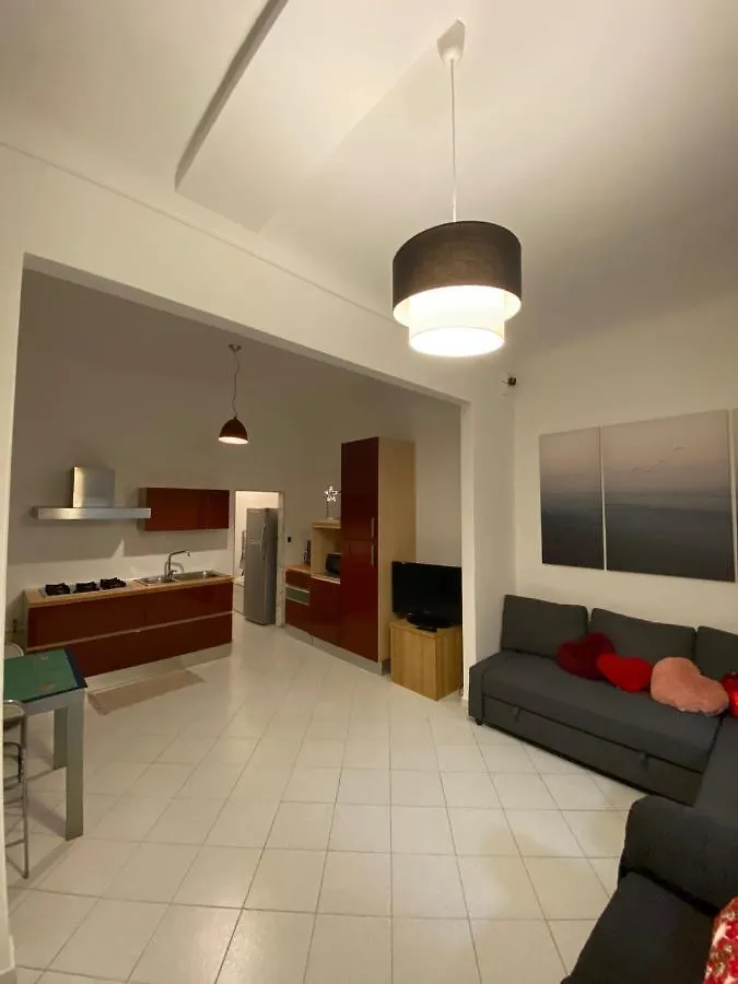 Quarto Piano Home Бари Италия